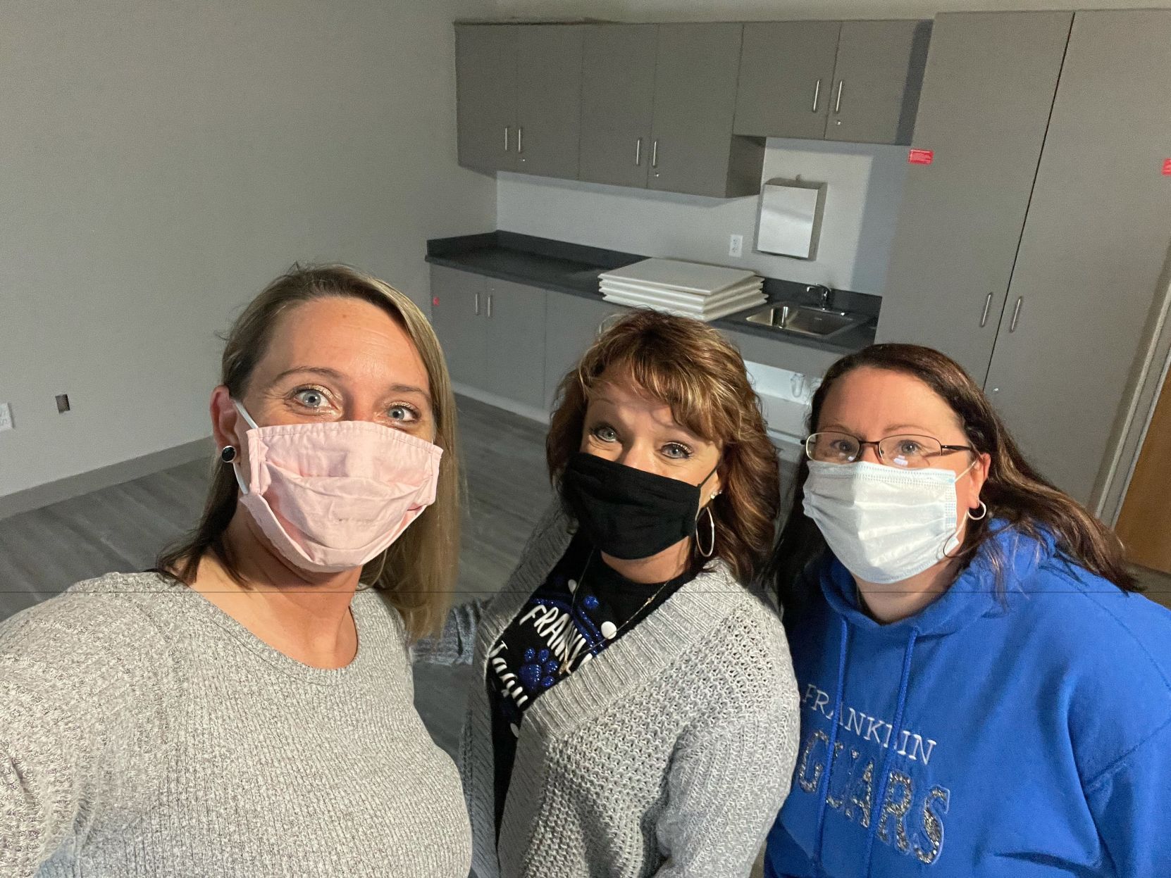 Teacher selfies JoBeth Page, NIkki Torbert and Kristin Portis.JPG